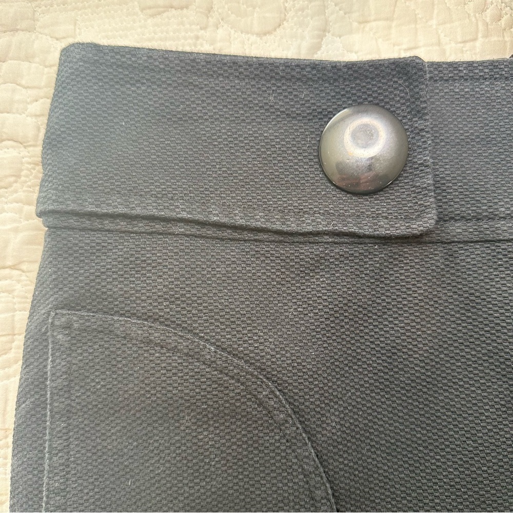 Boston Proper Black Mini Skirt. Size: 4. - Picture 3 of 9
